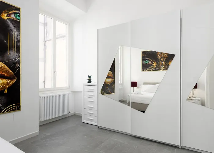 Borghese Palace Luxury Apartment
