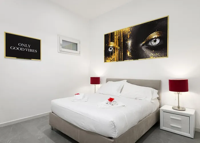 Borghese Palace Luxury Apartment